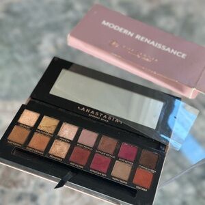 Anastasia Beverly Hills Modern Renaissance Eyeshadow Palette - Pink